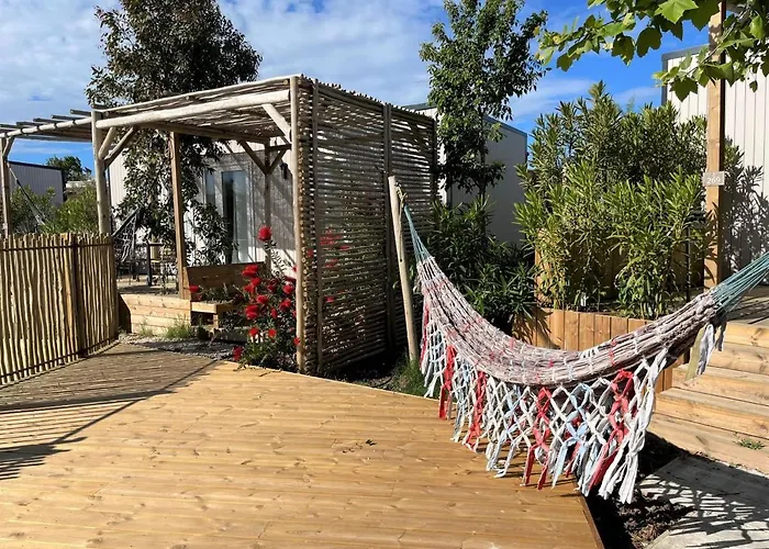 Campsite La Clape Village *