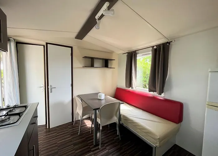 La Clape Village Campsite *