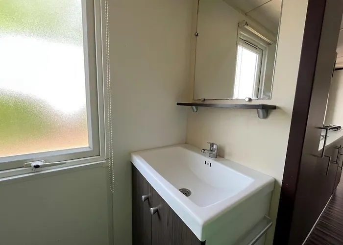 Campsite La Clape Village *