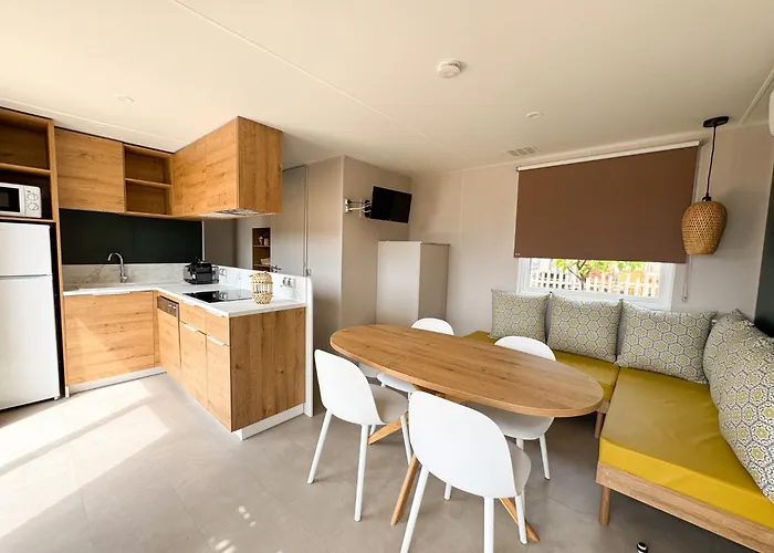 La Clape Village Campsite *