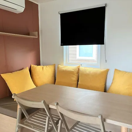 La Clape Village Kemping *