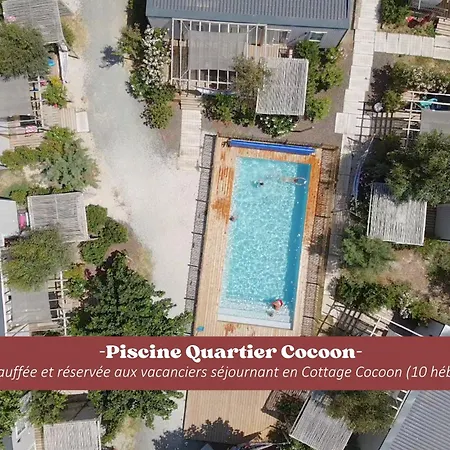 Camping La Clape Village *